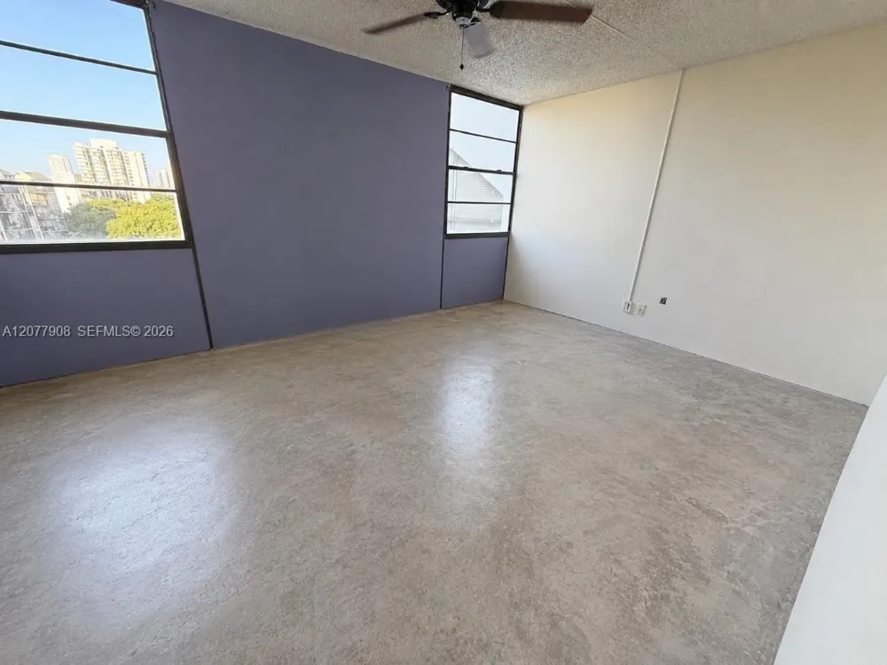 20500 W Country Club Dr #818 Aventura, FL 33180
