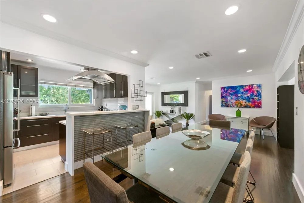 6140 SW 65th Ave South Miami, FL 33143