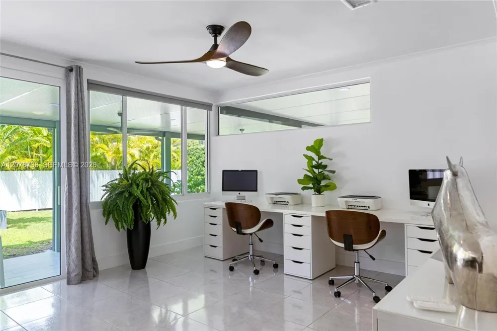 6140 SW 65th Ave South Miami, FL 33143