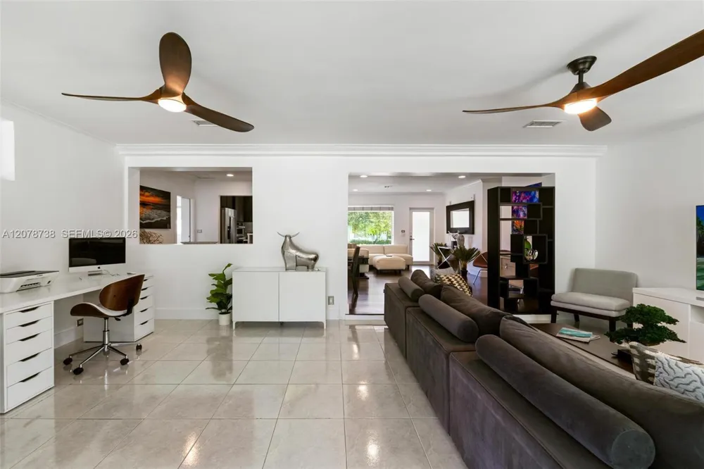 6140 SW 65th Ave South Miami, FL 33143