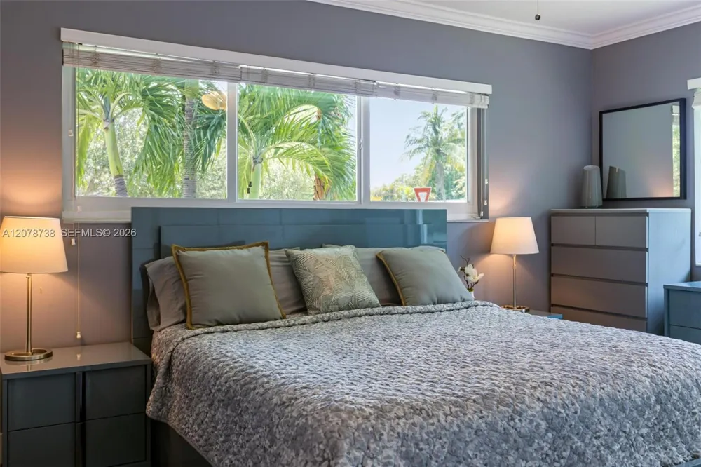 6140 SW 65th Ave South Miami, FL 33143