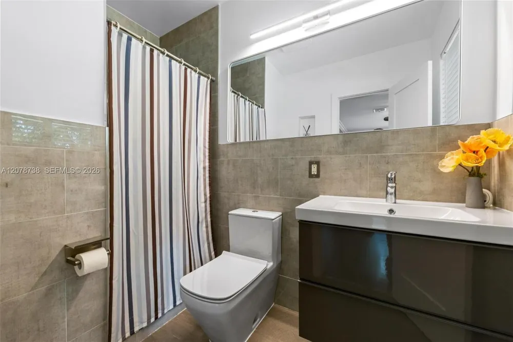 6140 SW 65th Ave South Miami, FL 33143
