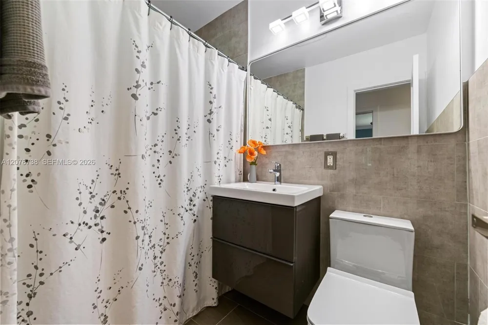 6140 SW 65th Ave South Miami, FL 33143