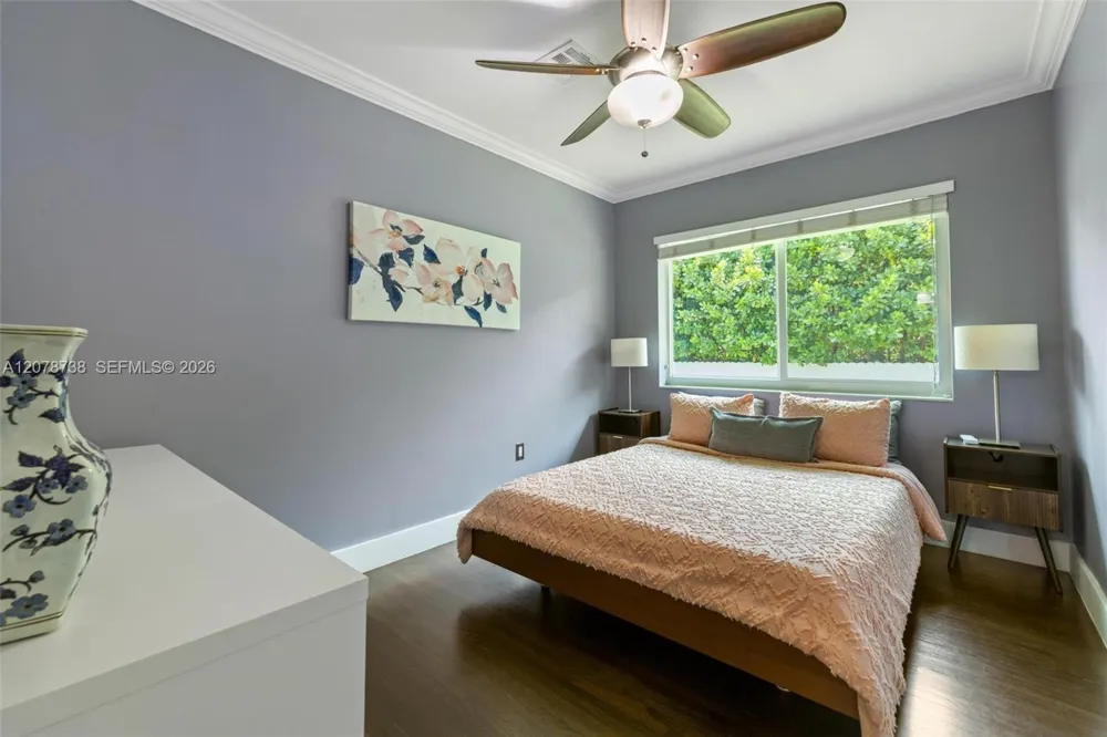 6140 SW 65th Ave South Miami, FL 33143