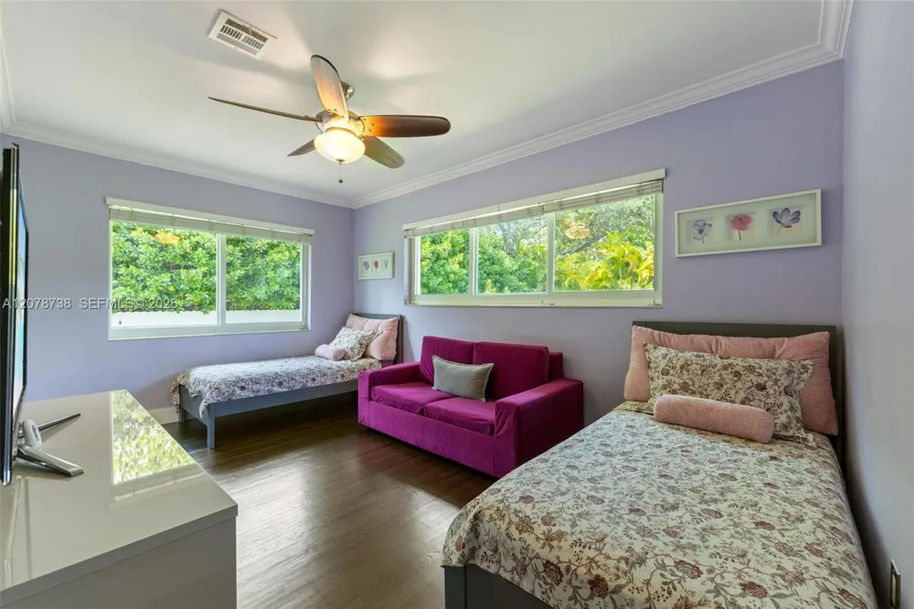 6140 SW 65th Ave South Miami, FL 33143