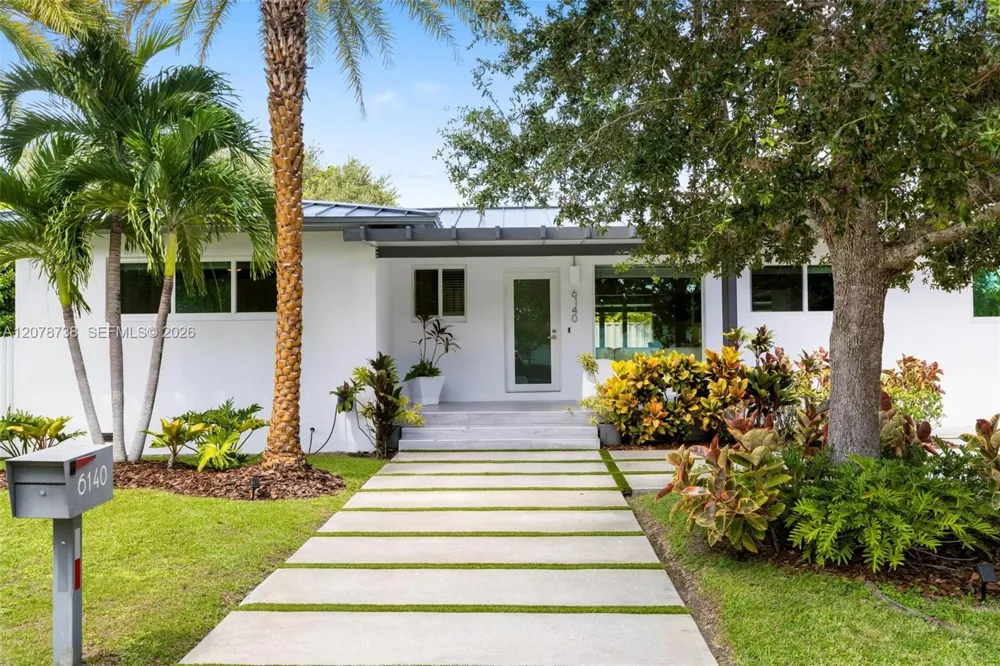 6140 SW 65th Ave South Miami, FL 33143