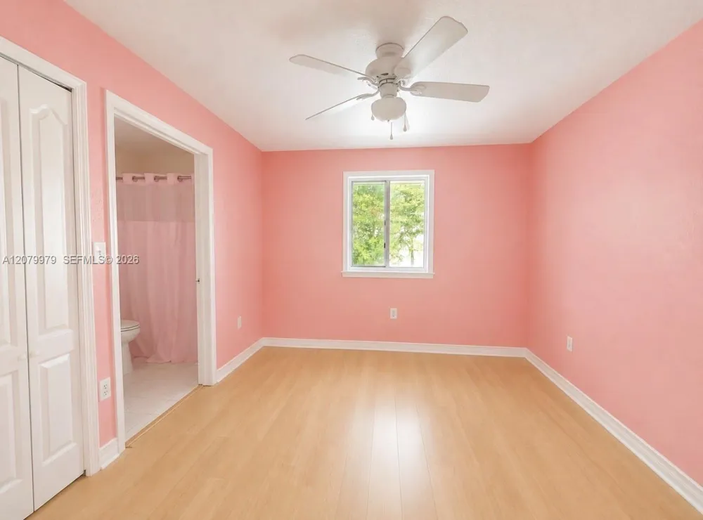 7980 NW 10th St #38I Miami, FL 33126