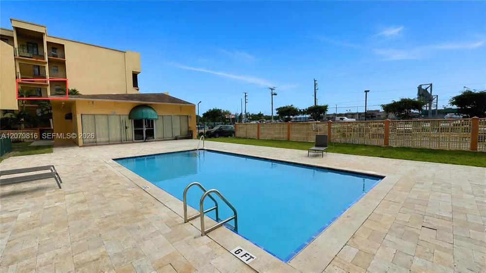 1975 W 44th Pl #A302 Hialeah, FL 33012
