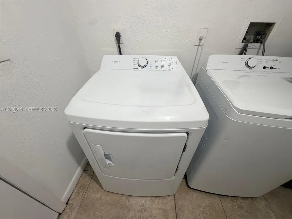 408 NW 12th St #0 Florida City, FL 33034