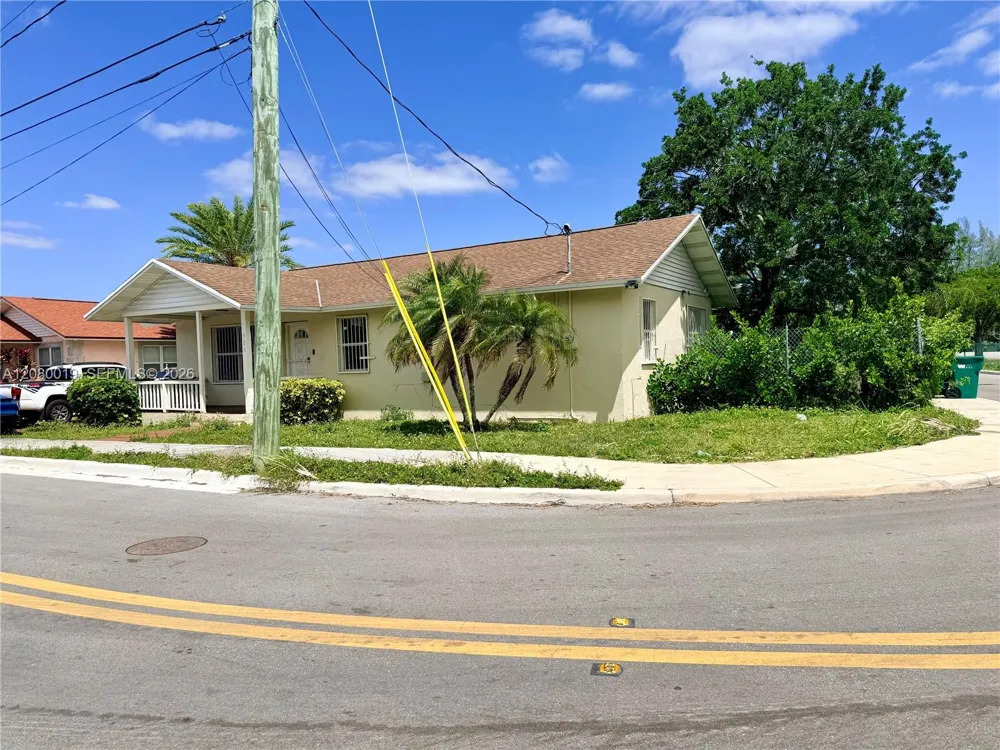 408 NW 12th St #0 Florida City, FL 33034