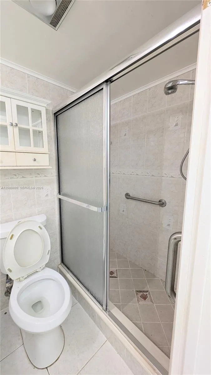 19051 NE 2nd Ave #1507 Miami, FL 33179