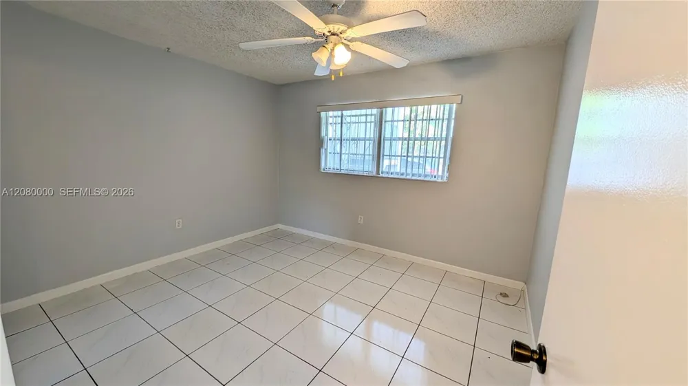 19051 NE 2nd Ave #1507 Miami, FL 33179
