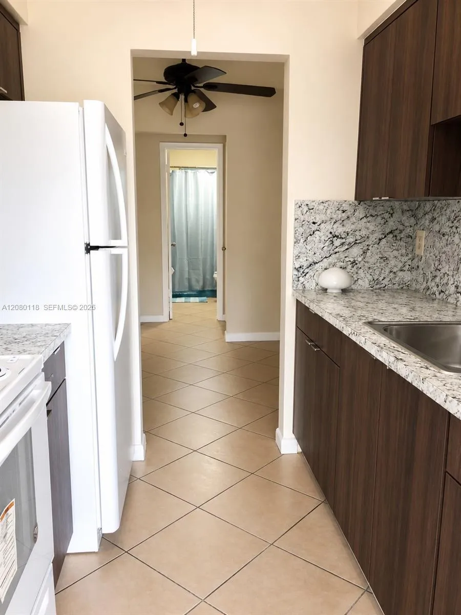 1816 Mckinley St #8 Hollywood, FL 33020
