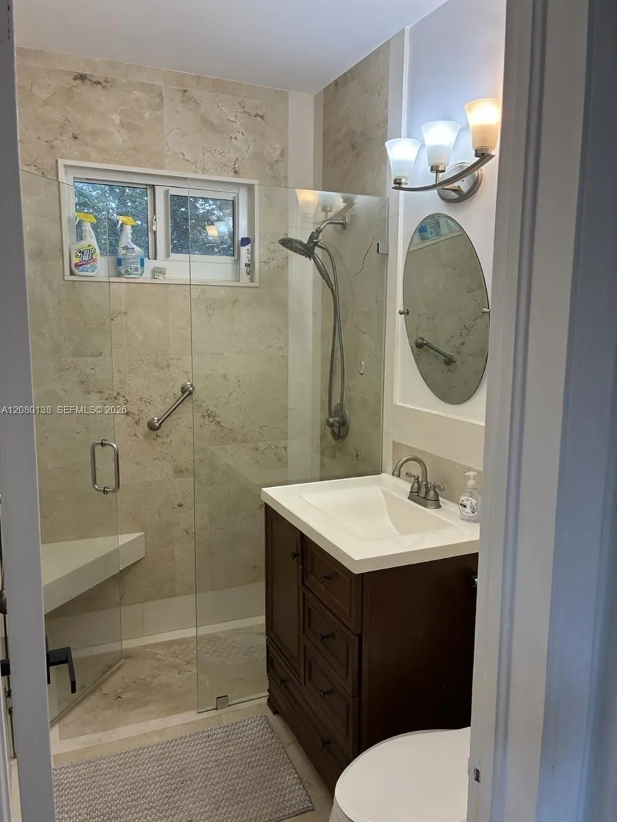 601 Oriole Ave Miami Springs, FL 33166