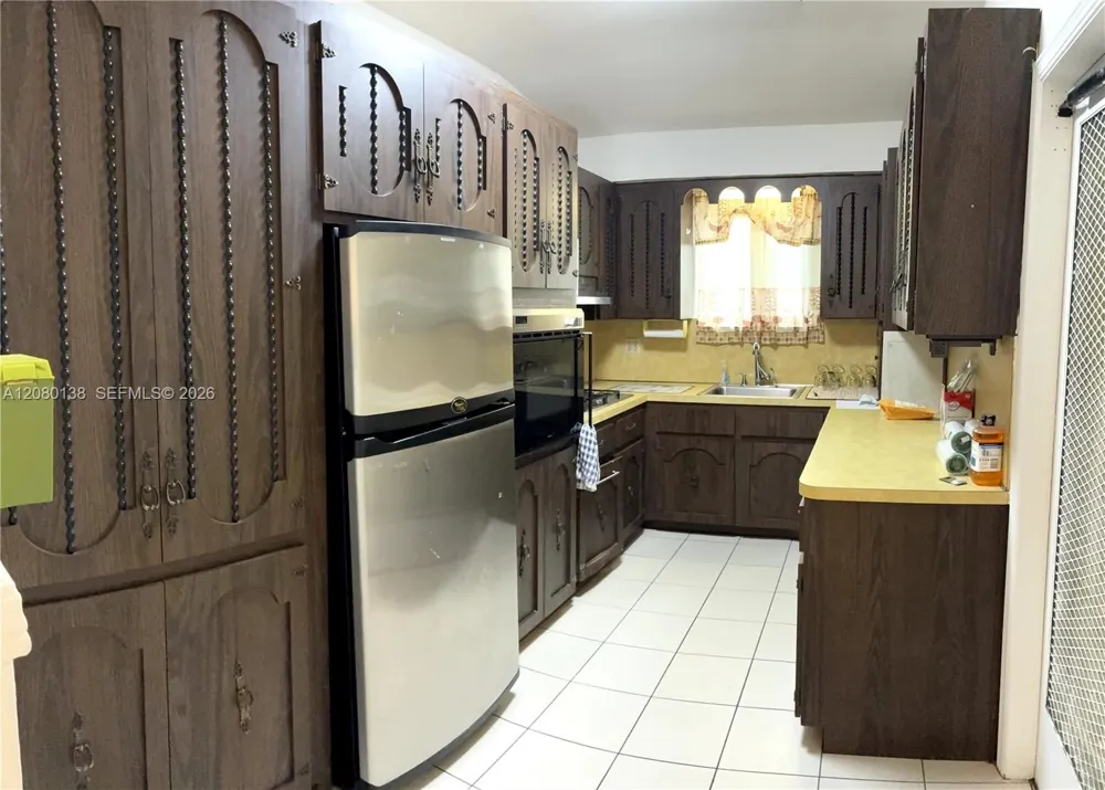 601 Oriole Ave Miami Springs, FL 33166