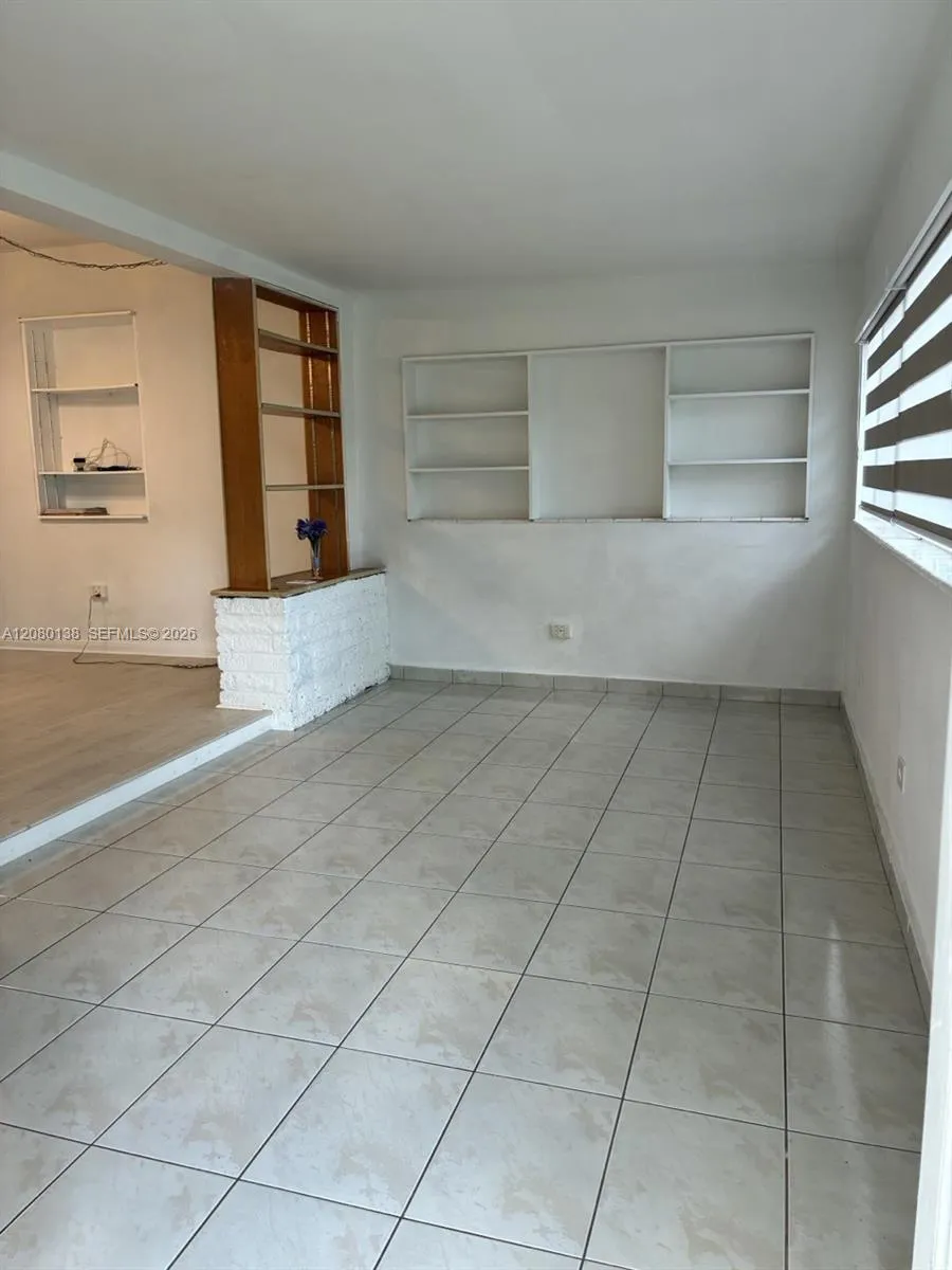 601 Oriole Ave Miami Springs, FL 33166
