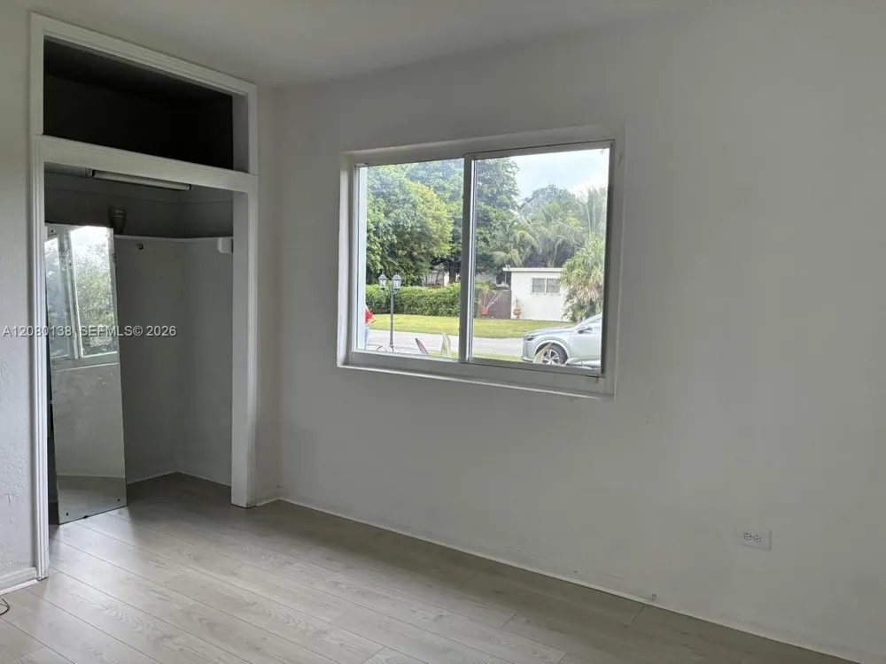 601 Oriole Ave Miami Springs, FL 33166