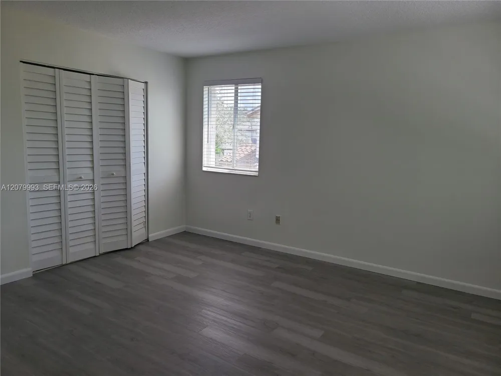 8820 SW 13th St Pembroke Pines, FL 33025