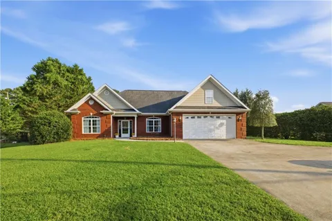 3601 Garden Lakes Parkway