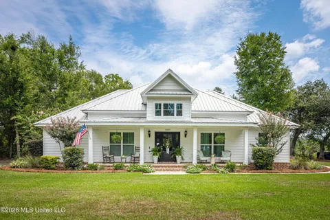 2809 Robert Hiram Drive
