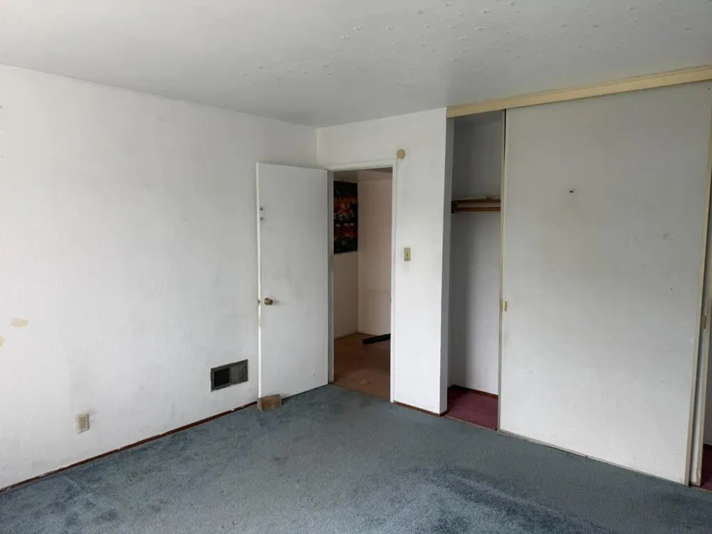 60 E Moltke Daly City, CA 94014