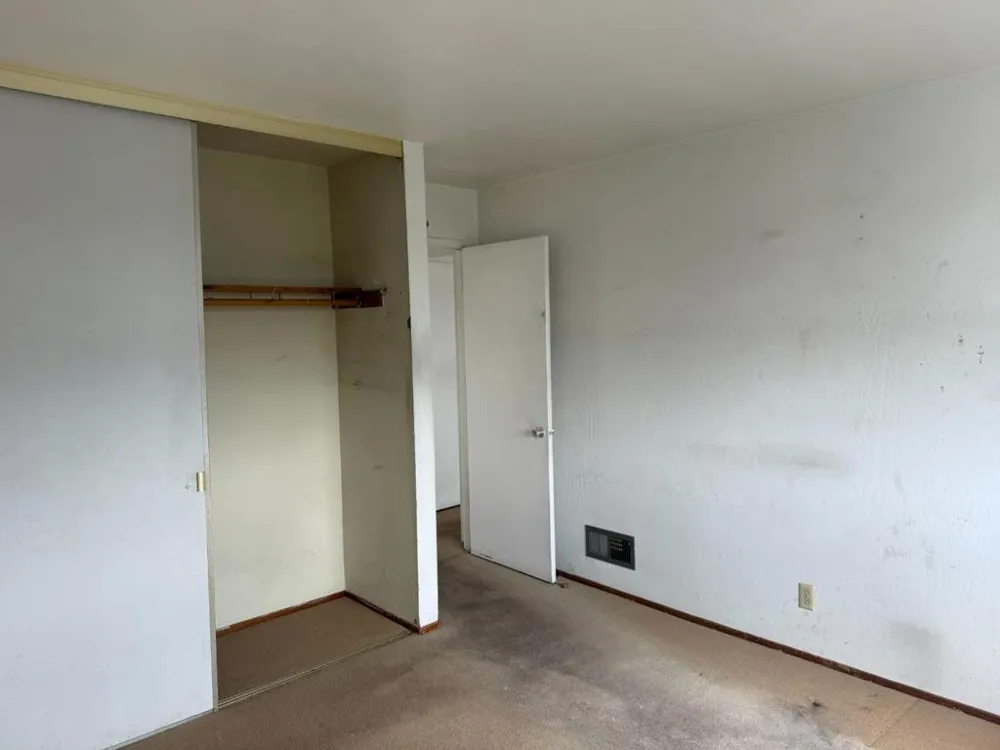 60 E Moltke Daly City, CA 94014