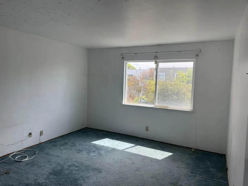 60 E Moltke Daly City, CA 94014
