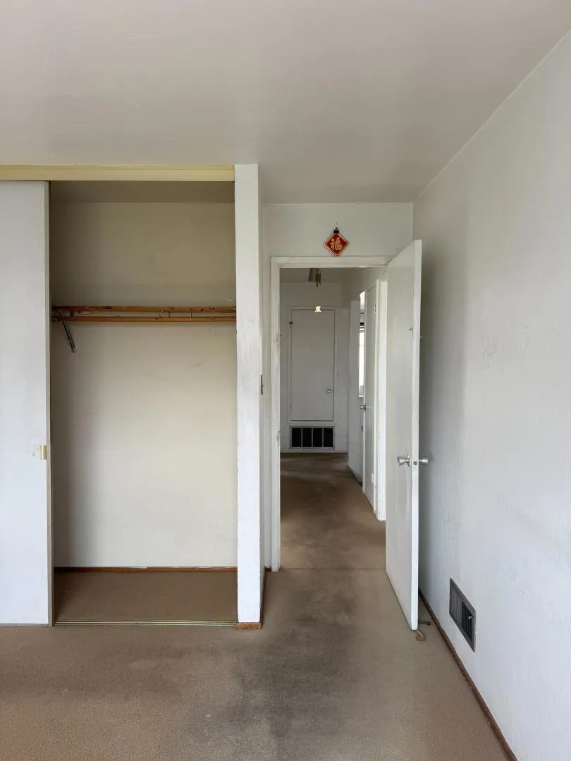 60 E Moltke Daly City, CA 94014