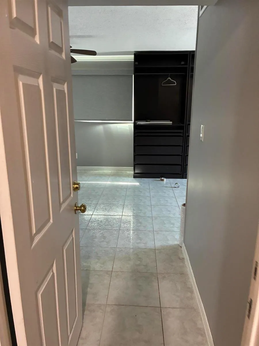 813 SE 10th Terrace Terrace Deerfield Beach, FL 33441