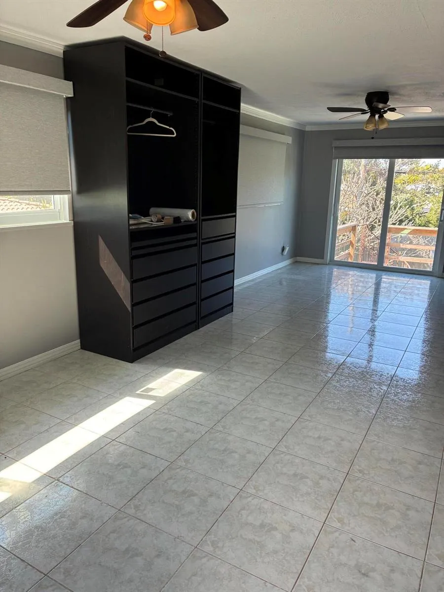 813 SE 10th Terrace Terrace Deerfield Beach, FL 33441