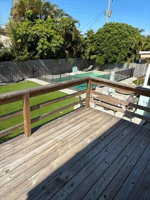 813 SE 10th Terrace Terrace Deerfield Beach, FL 33441
