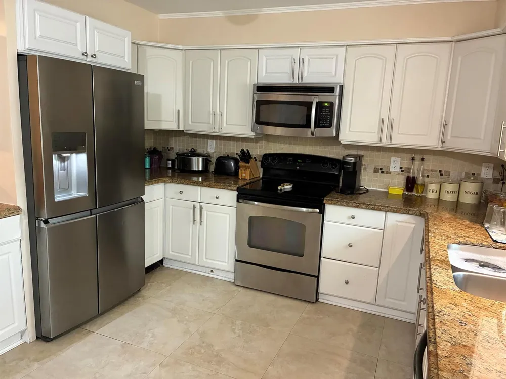 813 SE 10th Terrace Terrace Deerfield Beach, FL 33441