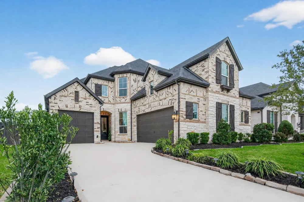 9011 Delta Place Court Missouri City, TX 77459