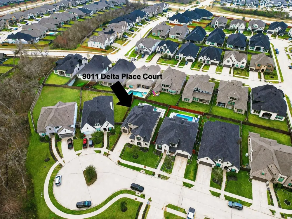 9011 Delta Place Court Missouri City, TX 77459