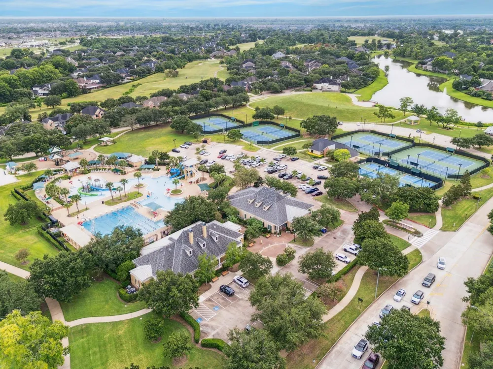 9011 Delta Place Court Missouri City, TX 77459