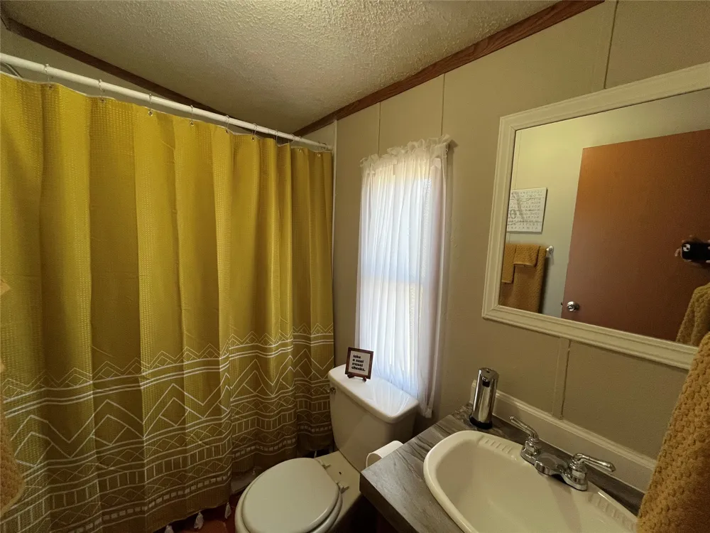 428628 E 1133 ROAD Porum, OK 74455