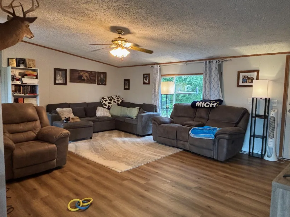 2905 E Jackson Road Crystal Township, MI 49459