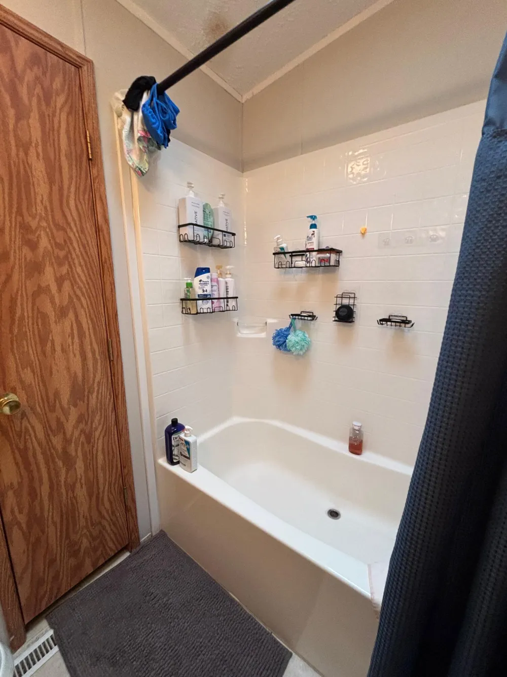 2905 E Jackson Road Crystal Township, MI 49459