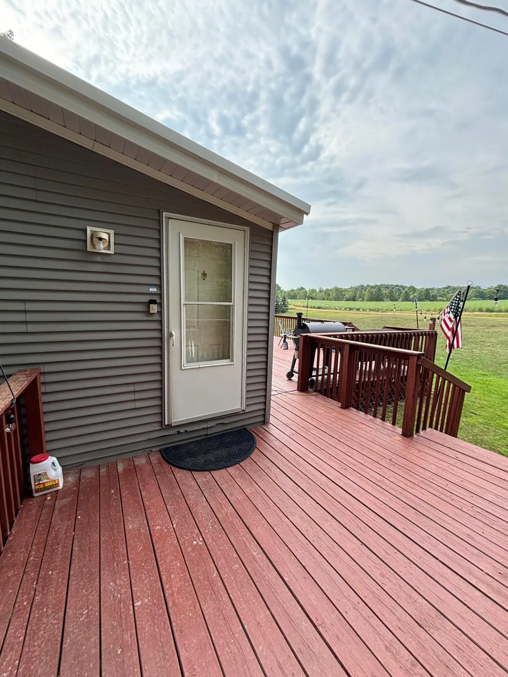 2905 E Jackson Road Crystal Township, MI 49459