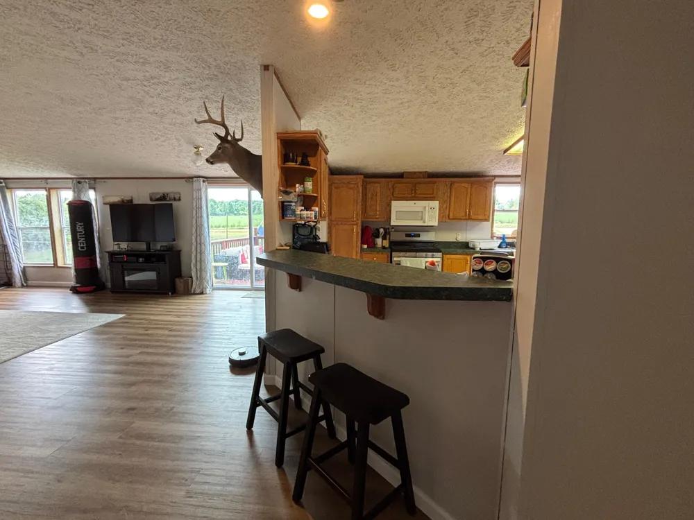 2905 E Jackson Road Crystal Township, MI 49459
