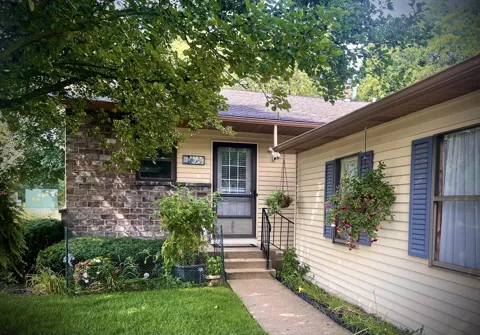 3250 Oxford Drive SE