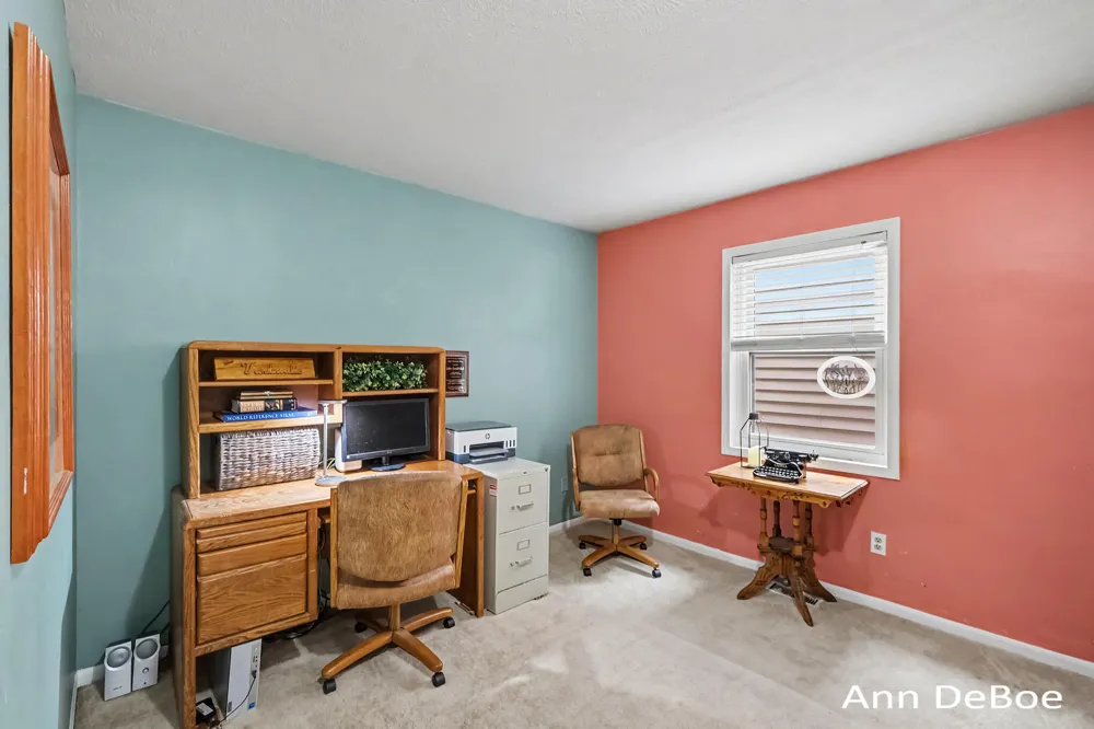 3250 Oxford Drive SE Kentwood City, MI 49512