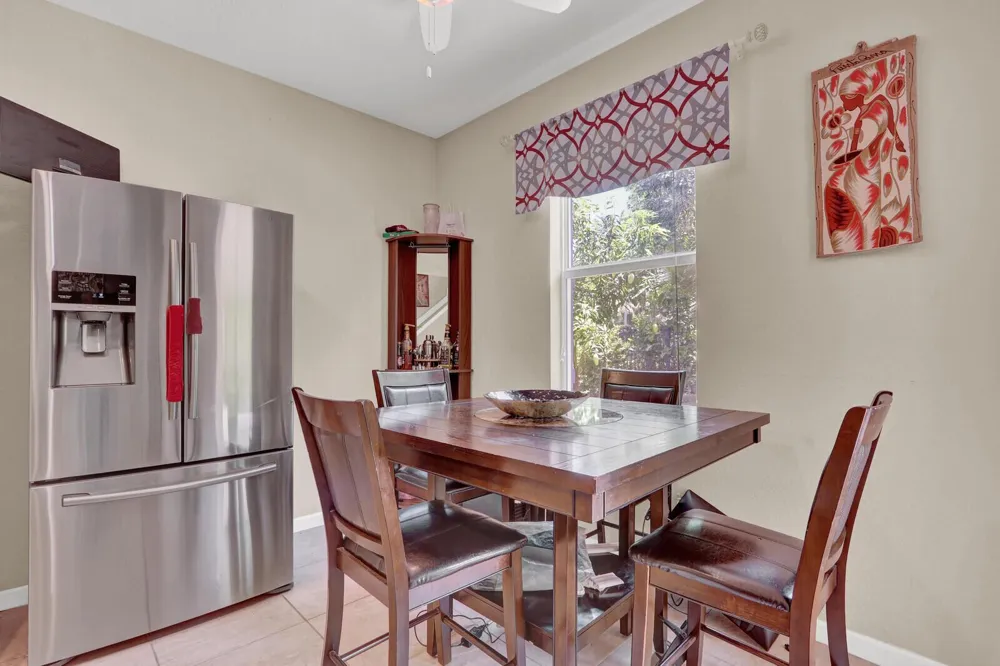 4701 Foxtail Palm Court 