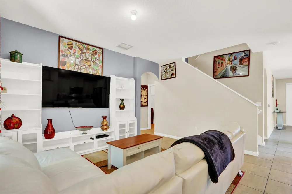 4701 Foxtail Palm Court 