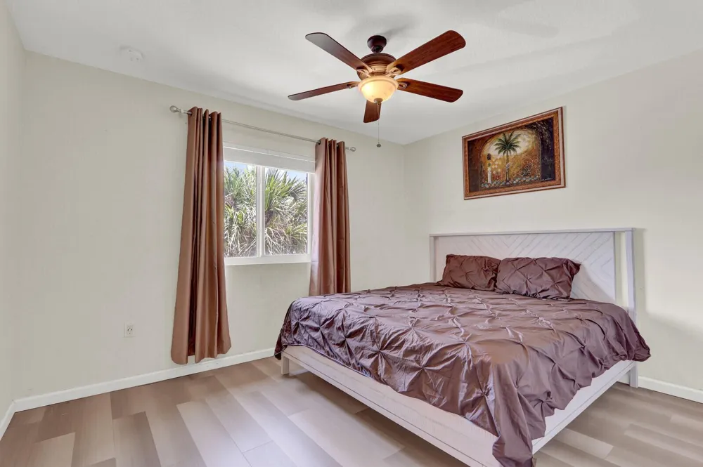 4701 Foxtail Palm Court 
