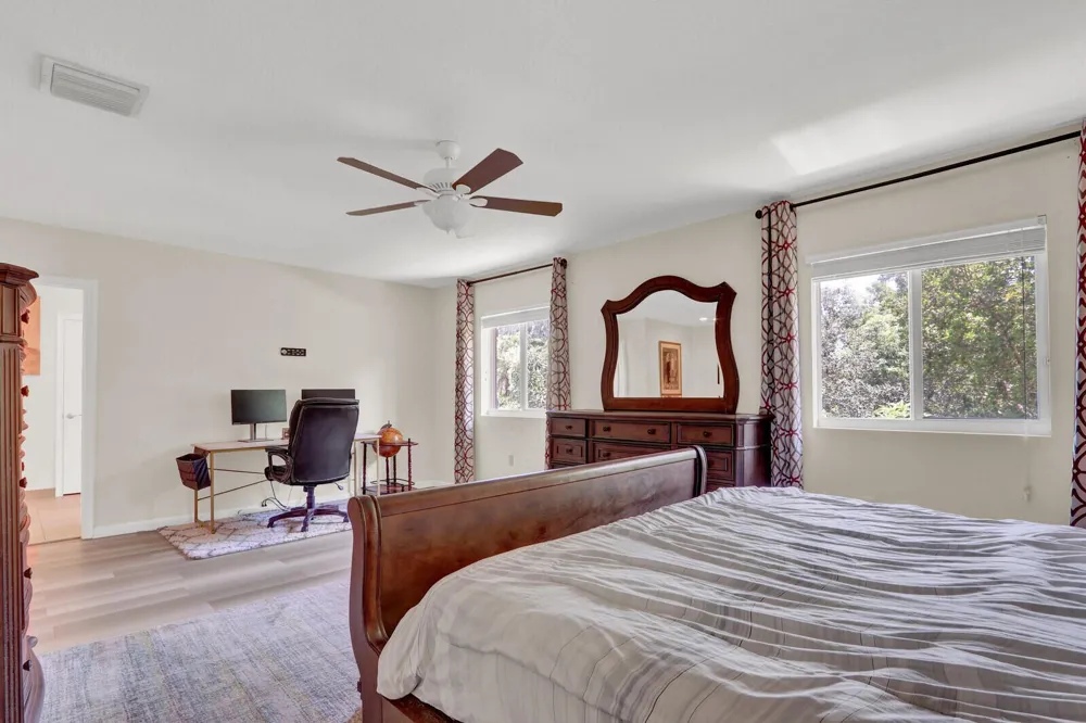 4701 Foxtail Palm Court 
