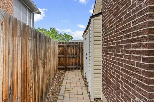 9424 W 75th Way Arvada, CO 80005
