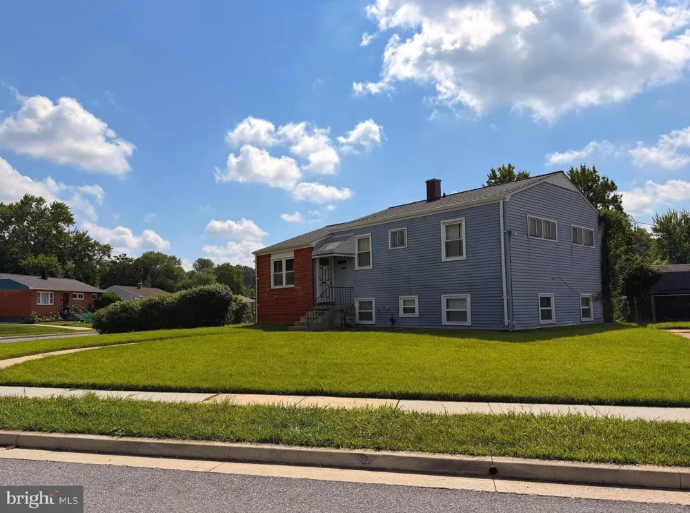 6812 HUNTINGTON DRIVE Baltimore, MD 21207