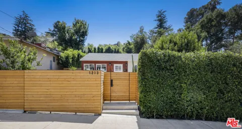 1213 El Paso Drive