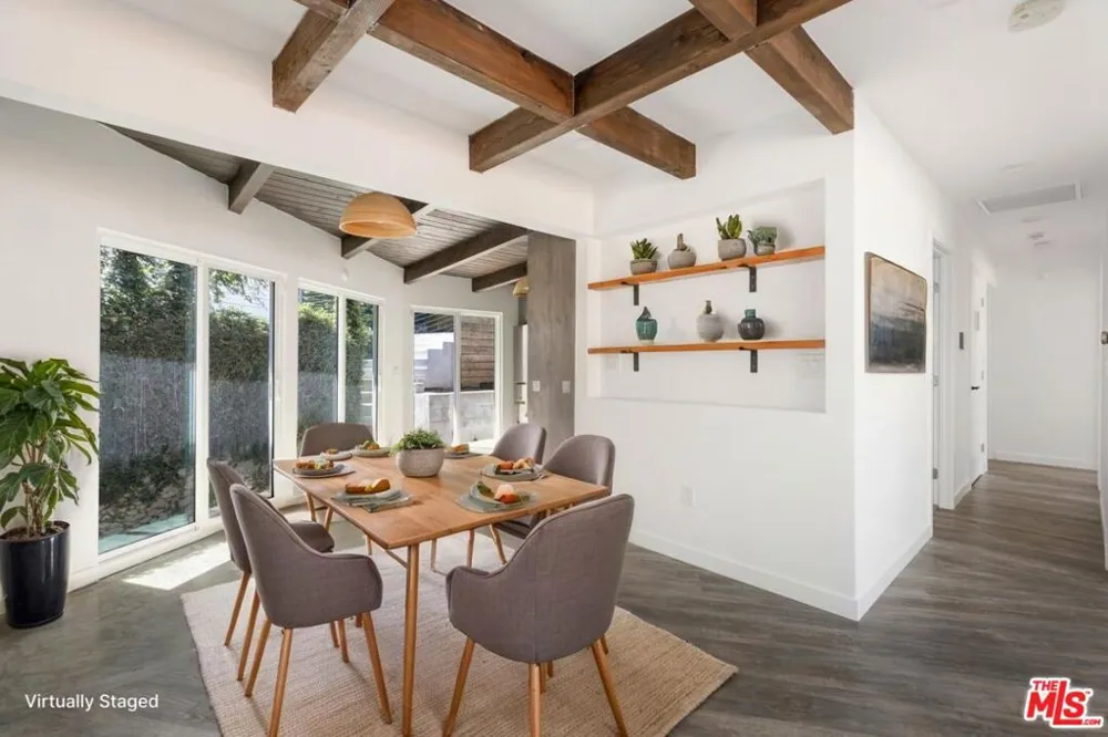 1213 El Paso Drive Los Angeles, CA 90065
